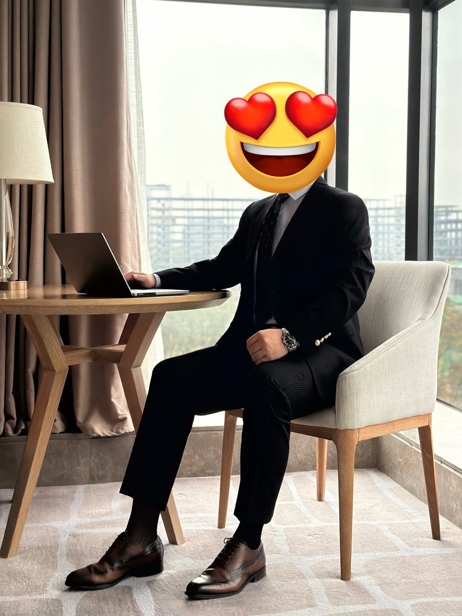 SuitDaddies tweet media
