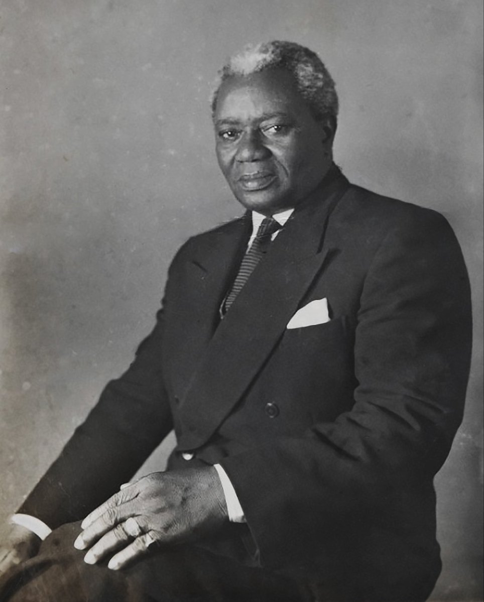 SamuelAJinapor's tweet image. HONOURING THE LIFE AND LEGACY OF DR. JOSEPH KWAME KYERETWIE BOAKYE DANQUAH ON THE 61ST ANNIVERSARY OF HIS PASSING
 
As a nation, we owe it to ourselves to honour our forebears with sincerity, regardless of political affiliation. Recognizing the life and contributions of one…