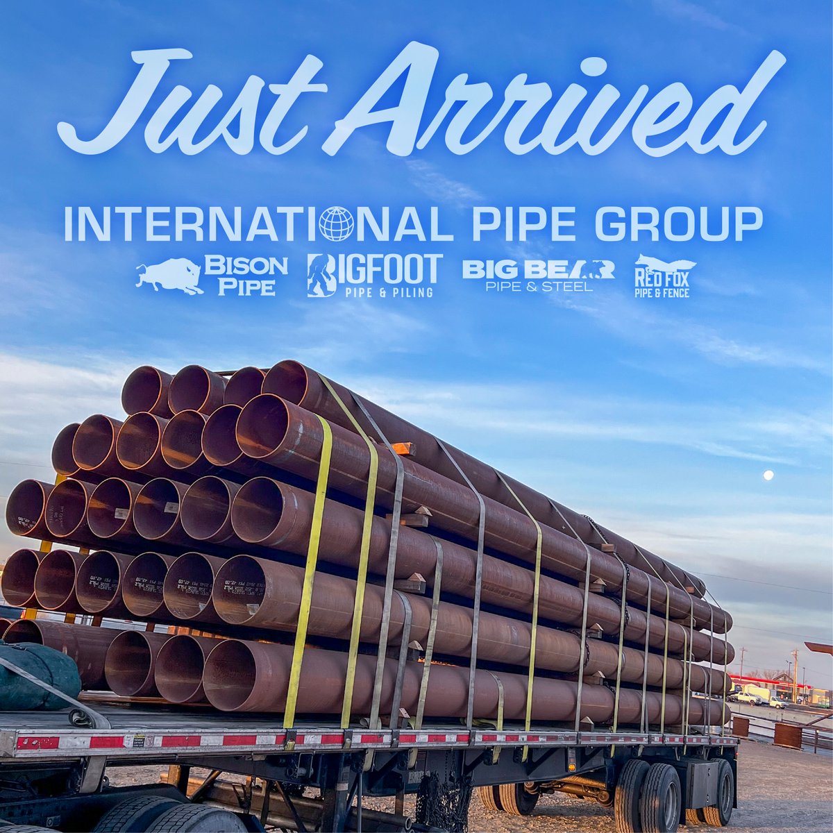 IntlPipe's tweet image. Just arrived! We have a fresh load of 16" for your irrigation project! Call us at (405) 478-4500 to place an order today.
#InternationalPipe #SteelPipe #PipeYard