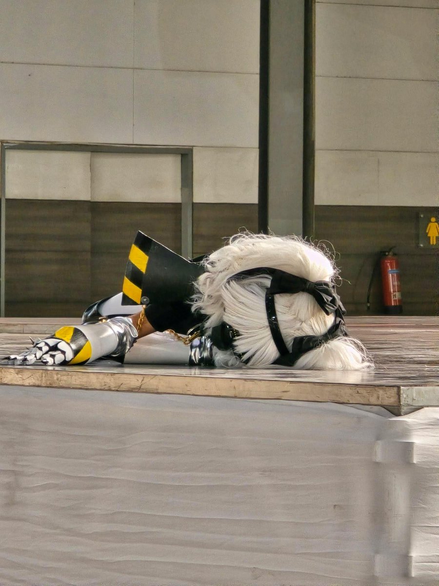 plushsaku's tweet photo. My Serial Designation J cosplay from MurderDrones!!

#cosplay #mdtwt https://t.co/3GFTraJqw8