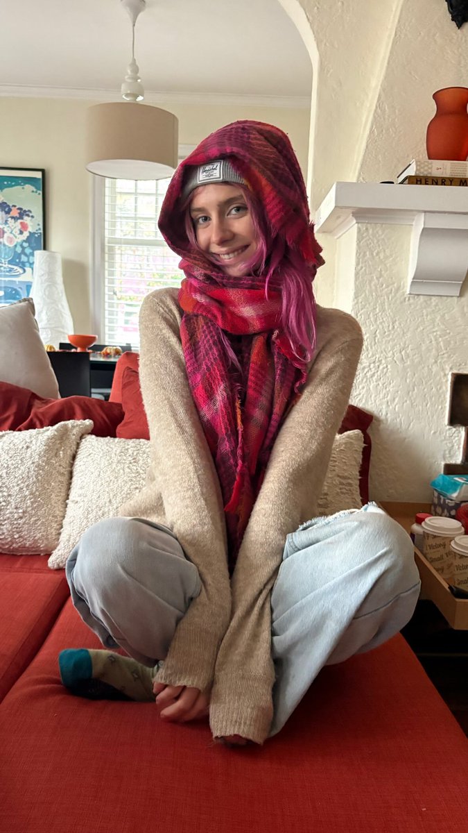 𝓛𝓲𝓼𝓪 𝓖𝓻𝓪𝔂𝓼𝓸𝓷 tweet media