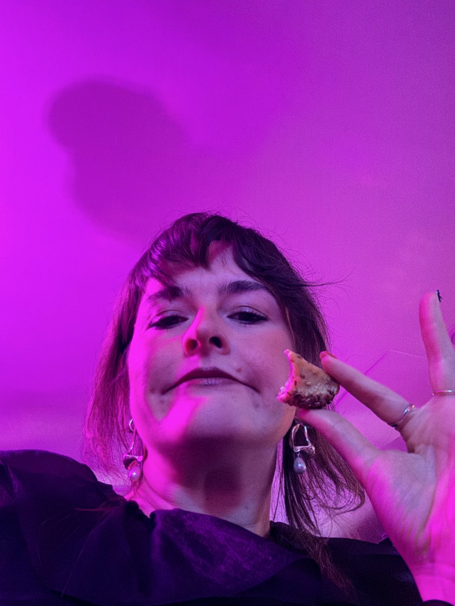 Kat Buckle tweet media