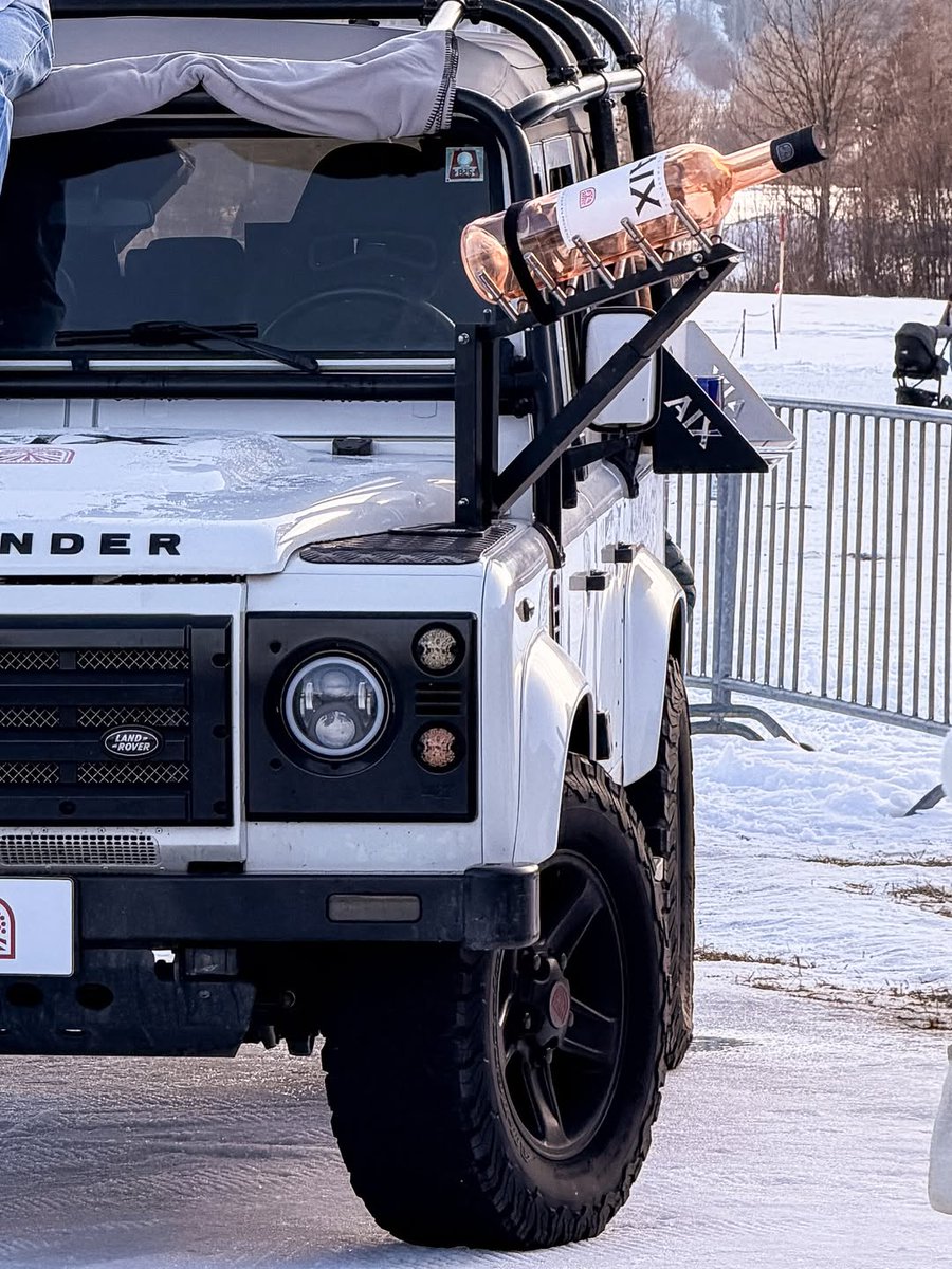 ShakinHasin's tweet photo. Enjoying the perfect combo: a cold drink and a rugged adventure vehicle
Cheers to good vibes and unforgettable moments

#WinterAdventures
#Cheers 
#RuggedBeauty https://t.co/qFQXWZqsNM