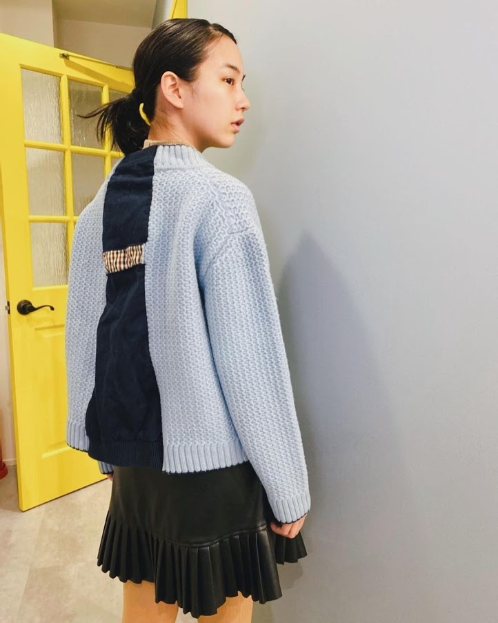 おはようございます。
2月5日(木)
大安　旧暦12月18日　月齢17.3

ベランダに出ると、綺麗な月。
早朝の気温は-3℃。
愛犬が起きてきました。
今日も少し気温が上がりそうです。
良き一日を。
今日も宜しく。🙂🌖🐕