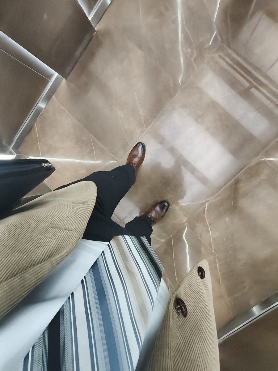 GeberPerz's tweet image. Un martes cualquiera con buena percha. 
#Tardes