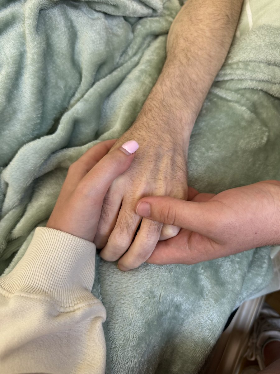 PezzasPrincess's tweet photo. World Cancer Day 💔

The horrible disease that stole my dad from me far too soon.
I will forever be inspired by how strong you were. Even in your last days as I fell apart, you still comforted me and told me I’ll be ok. I miss you more than I could ever explain 💔

Love you dad❤️ https://t.co/bH5epVCEqQ