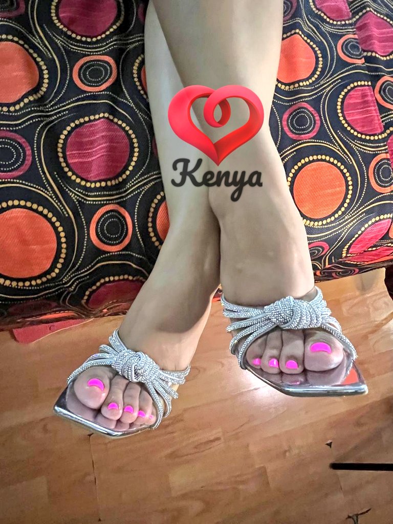 Kenya_Feetvip 👣👠💄💅💋 tweet media