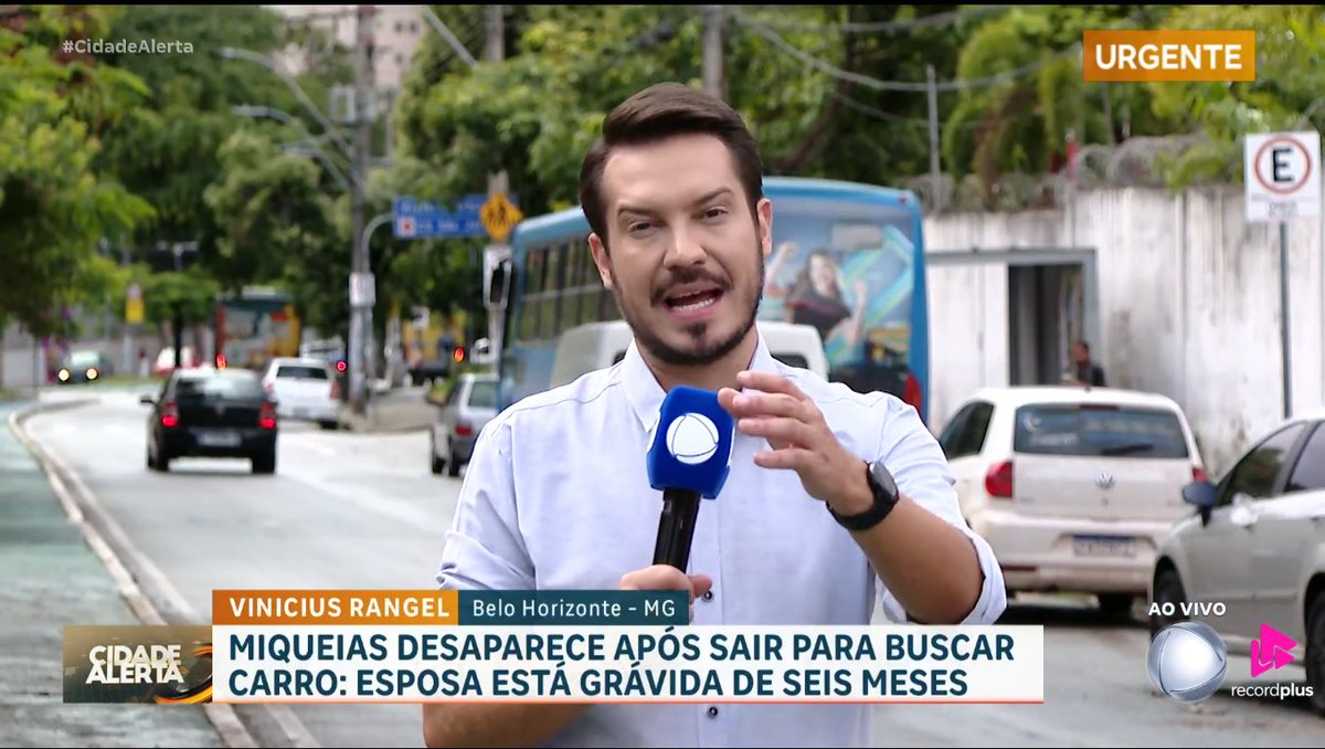 ViniciusPa12345's tweet photo. AO VIVO no #CidadeAlerta com Gottino @virangel @siga_record https://t.co/dBBsuSVBOF