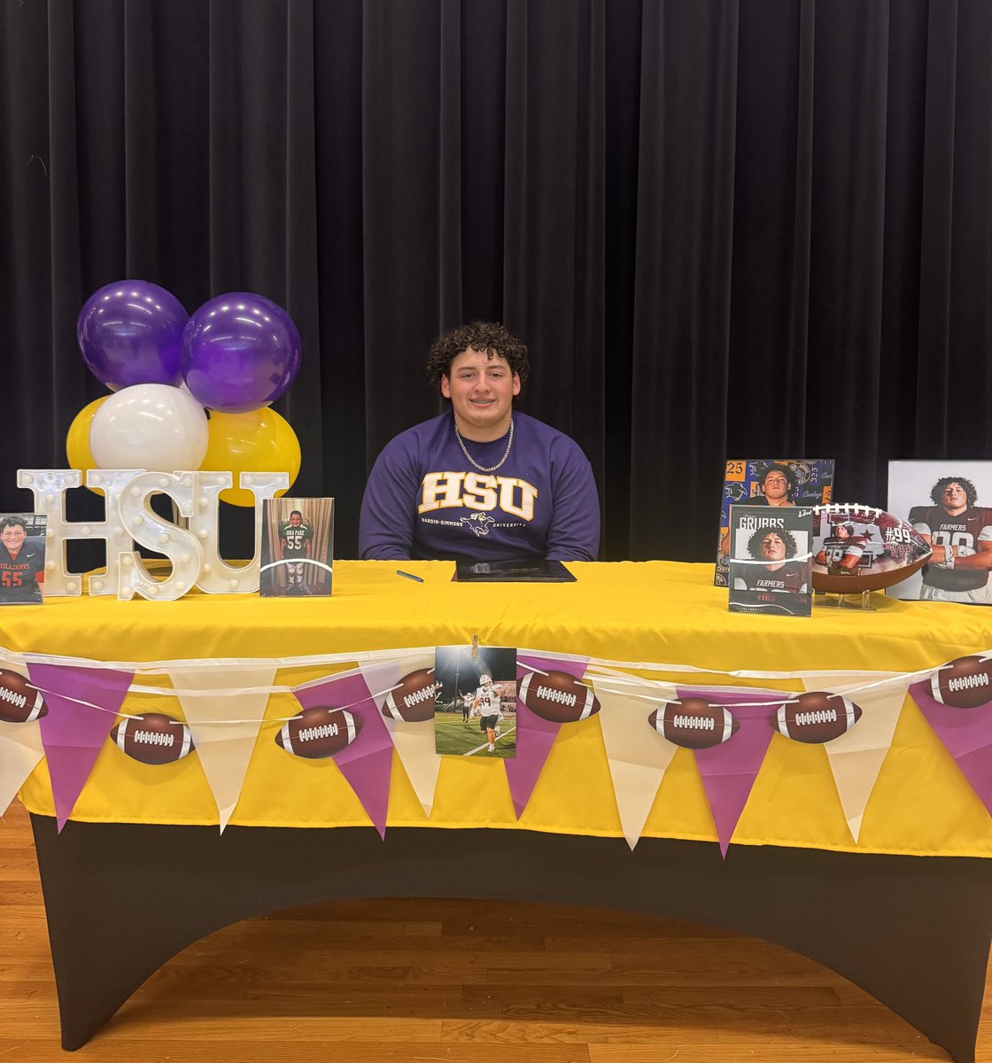 Lewisville Football tweet media