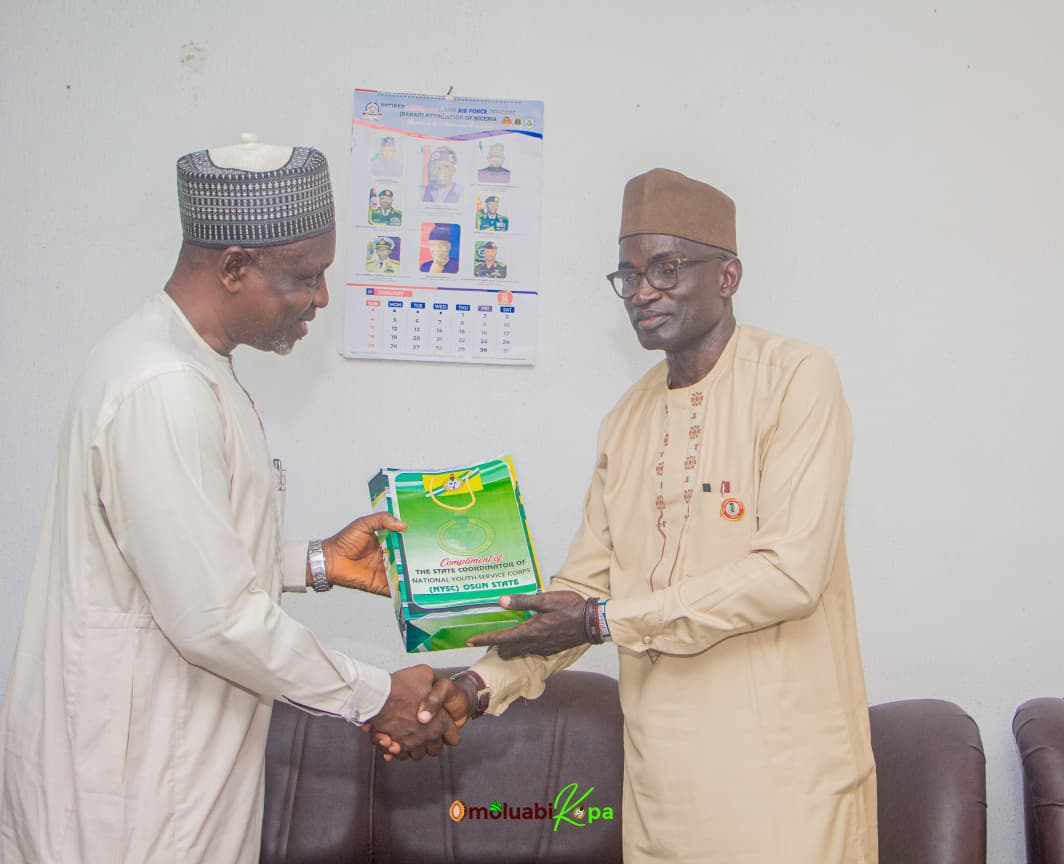 osunofficial's tweet photo. NYSC Osun deepens partnerships with NDLEA & NTA to strengthen youth development and drug abuse prevention.
State Coordinator, Mr. Kubiangha Ekeng Ita, honoured as WADA Ambassador in Osogbo.
#NYSCOsun #WADA #SayNoToDrugs #YouthDevelopment #NDLEA #NTA #ServiceWithImpact
https://t.co/a99pQnk13o