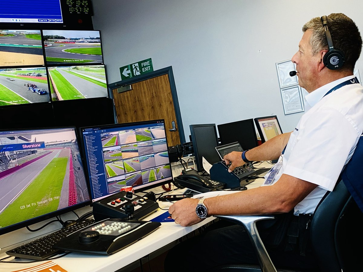 The BARC needs you! 🫵

Do you work effectively as a leader or love being part of a team? 
 
The BARC is currently recruiting for: