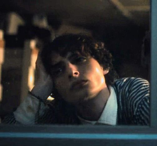 trevspengIer's tweet image. Chris from HOAS as 90s Mike is so real to me……