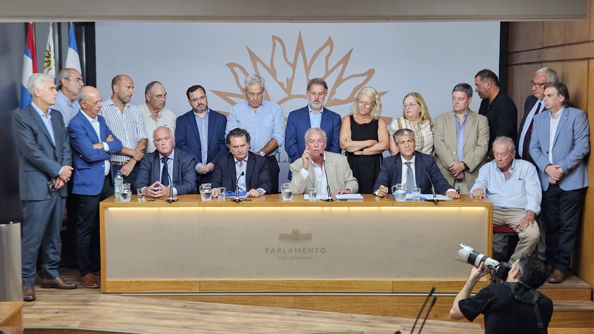 “LA VERDAD ES HIJA DEL TIEMPO”: así acostumbraba a decir Francis Bacon y así lo dice entre nosotros siempre Graciela Bianchi. El TCA ratificó la legalidad de la actuación y la validez de los contratos celebrados por el MTOP a cargo de nuestros compañeros Luis Alberto Heber y Juan