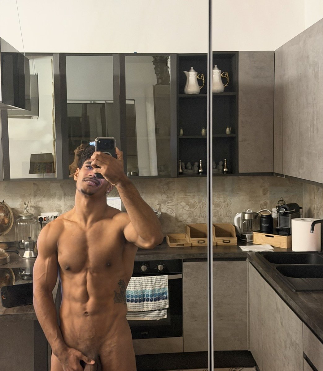 Alex_kingoul tweet media