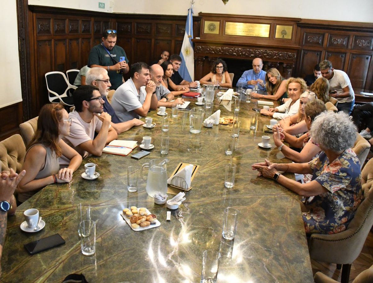 💬⛪ #EnDebate Concejales de #Rosario recibieron a la Pastoral Social de la Iglesia

🔗 sumapolitica.com.ar/concejales-de-…