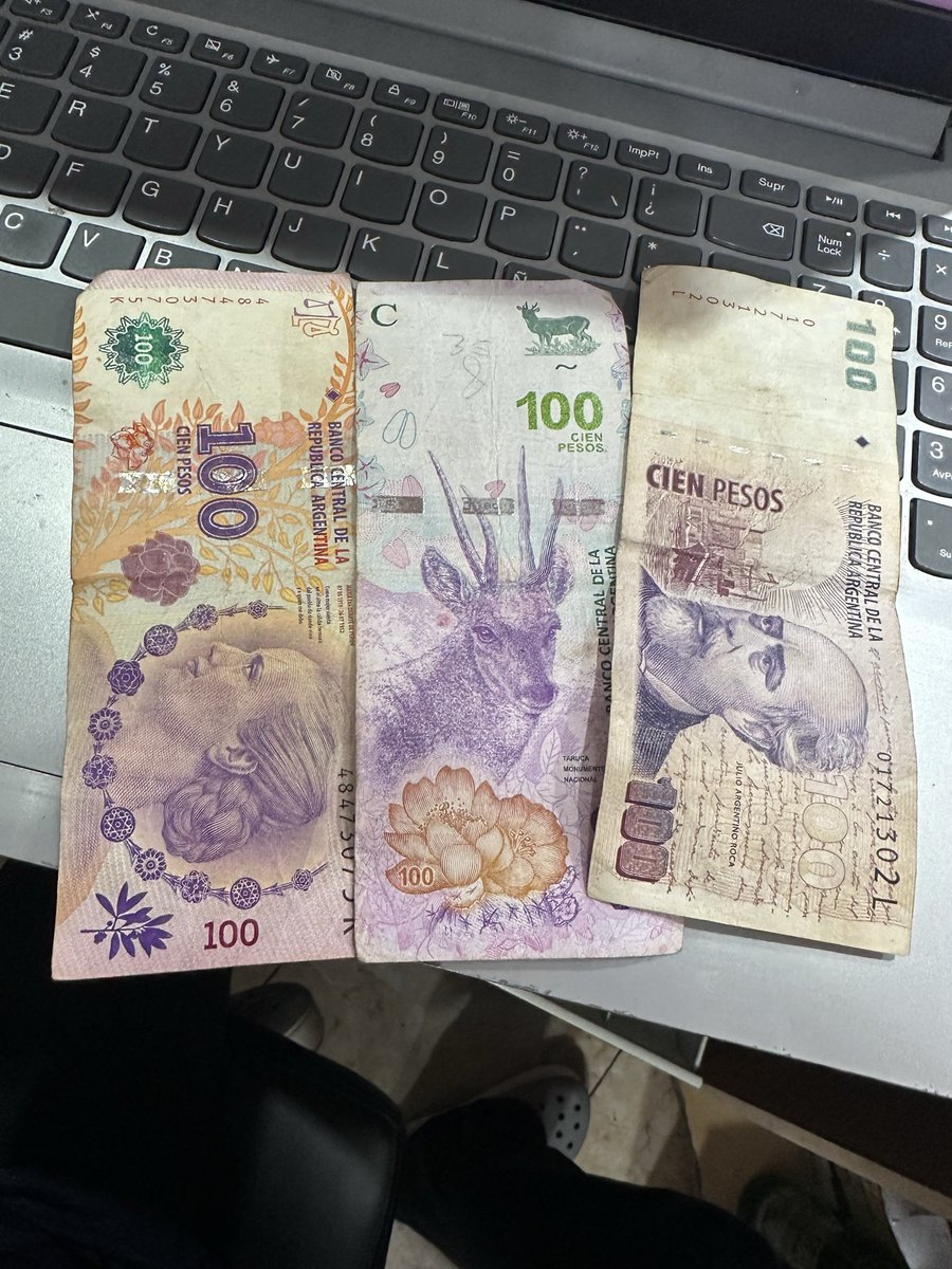 fiio1905's tweet image. Cosas que no entiendo de Argentina: 
Por qué hay 3 billetes de $100 DIFERENTES en circulación A LA MISMA VEZ!?