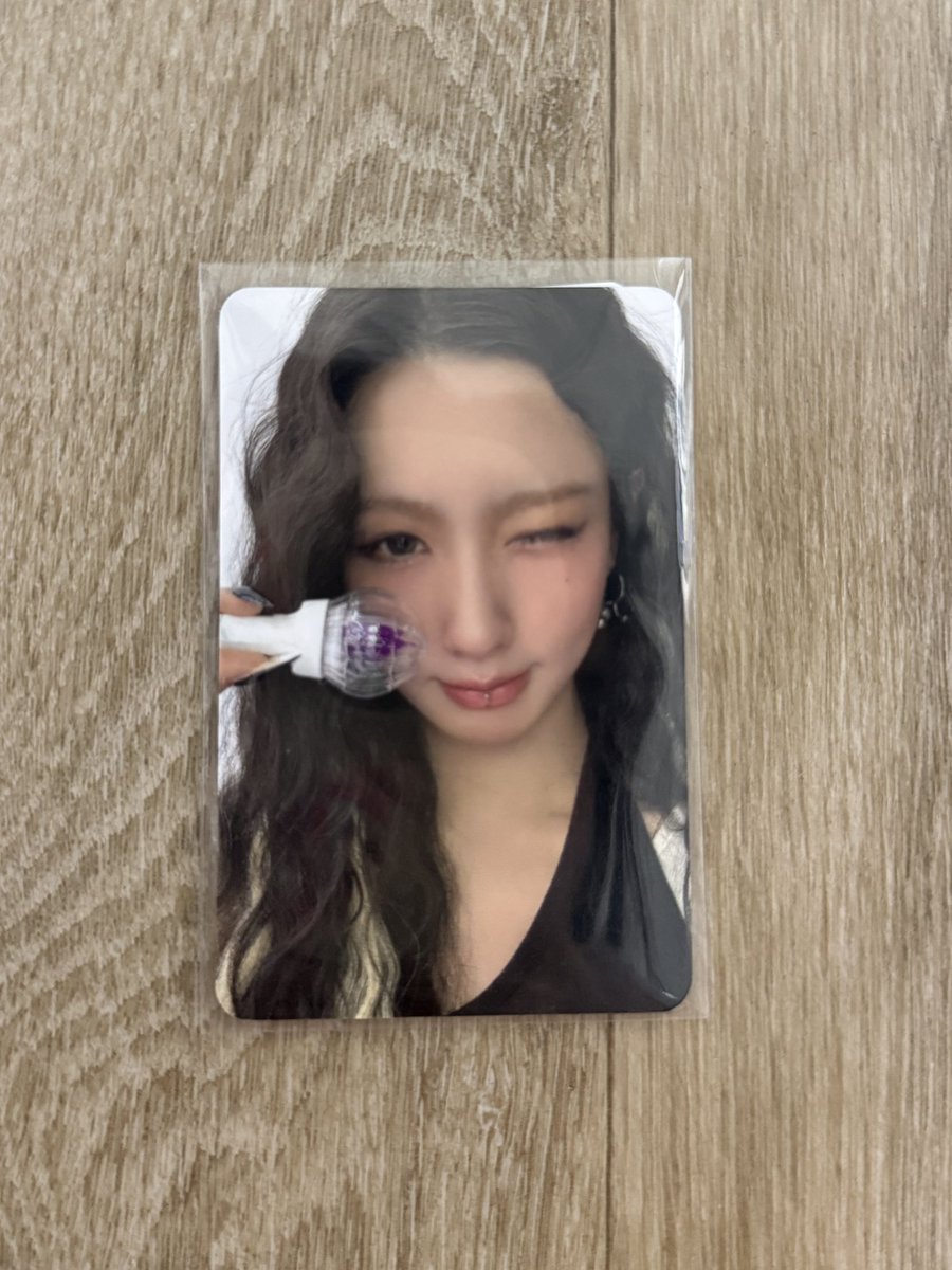 CassieCob's tweet photo. 아이들 모노 mono 공방 포카 양도

미연 6.0

여자아이들 미연 민니 우기 소연 슈화 wts sell gidle idle miyeon minnie soyeon yuqi shuhua photocard broadcast 공방 포카 poca pc https://t.co/utUYsrcito