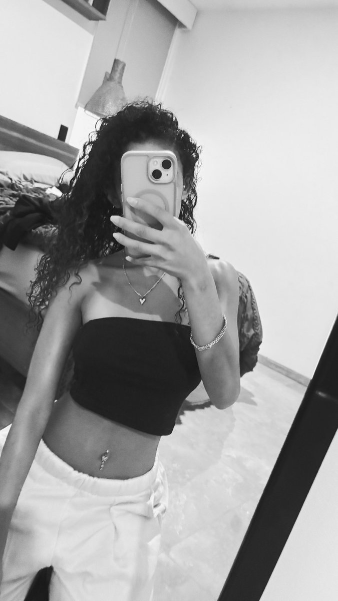 lanilaand ۶ৎ tweet media