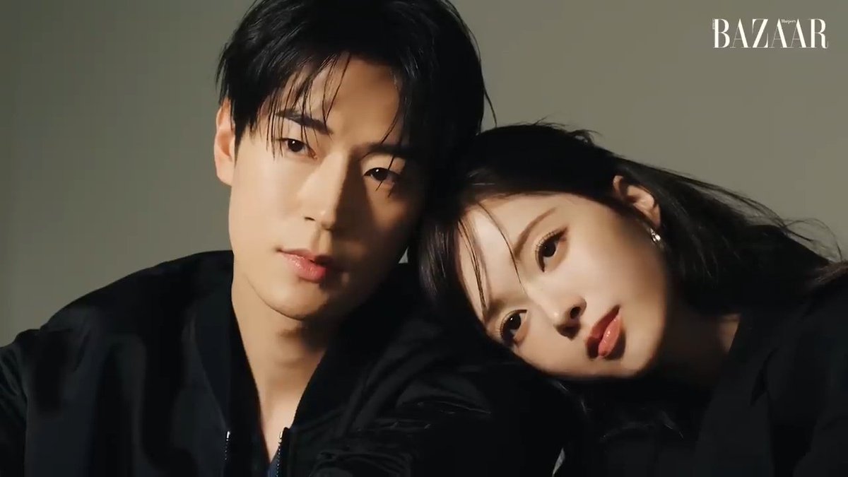 I have to say that Park Seoham and Roh Jeongeui have an amazing visual chemistry! They look really good together 🙉