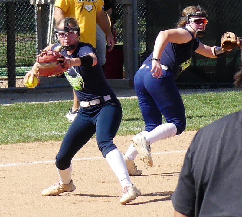 CLC Softball tweet media