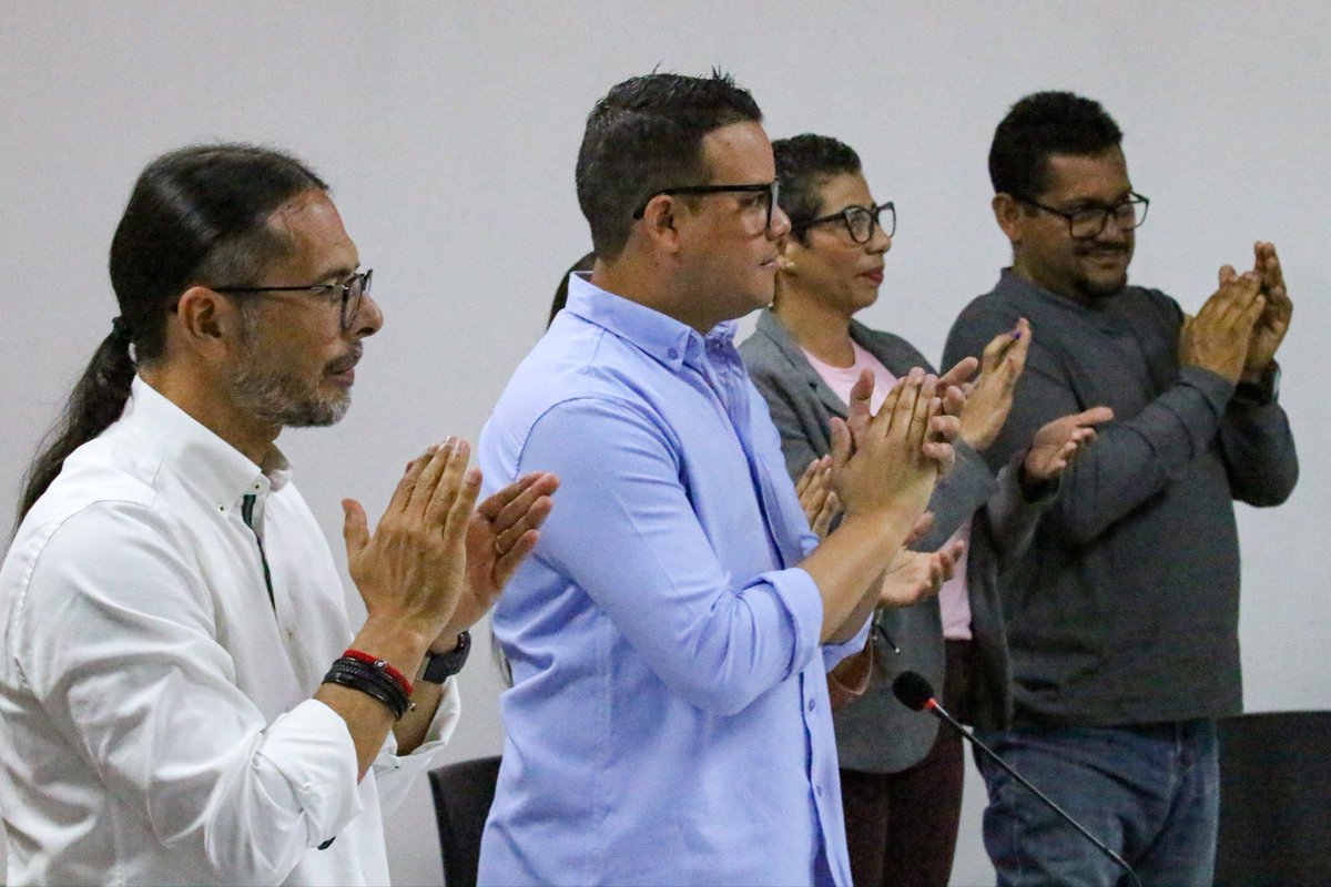 MinecOficial's tweet image. ✅ Fortalecimiento Institucional: Ejercer desde el Ministerio una gobernanza efectiva, asumir una adecuada fiscalización en materia ecológica.

#PlanetaVerde #Ecosocialismo #Venezuela