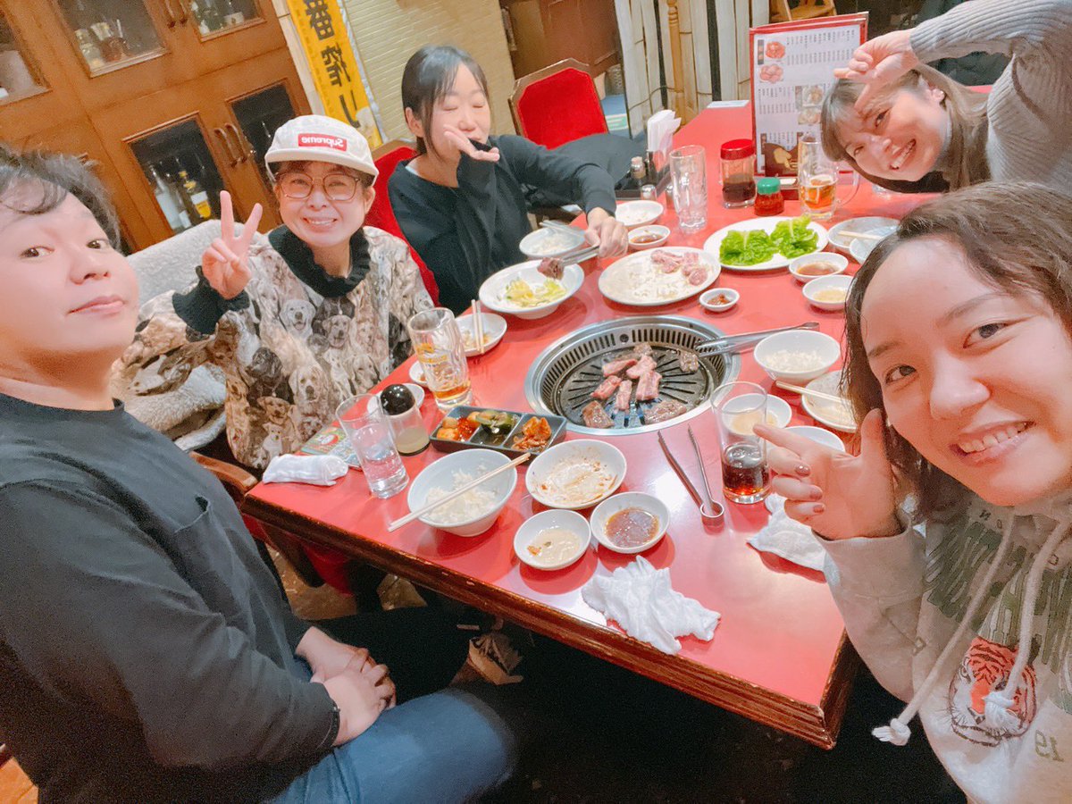 Spring6Hot's tweet photo. ちょっと前ですが
Hs6（消防焼肉バンドつけたり消したり）焼肉新年会でした✨😋
今年もいろいろ出動機会がありそうでとても楽しみ🥰

#ディキシー 
#hotspring6 
#避難訓練コンサート
#firehousefiveplustwo https://t.co/M4DEz9N7Vi