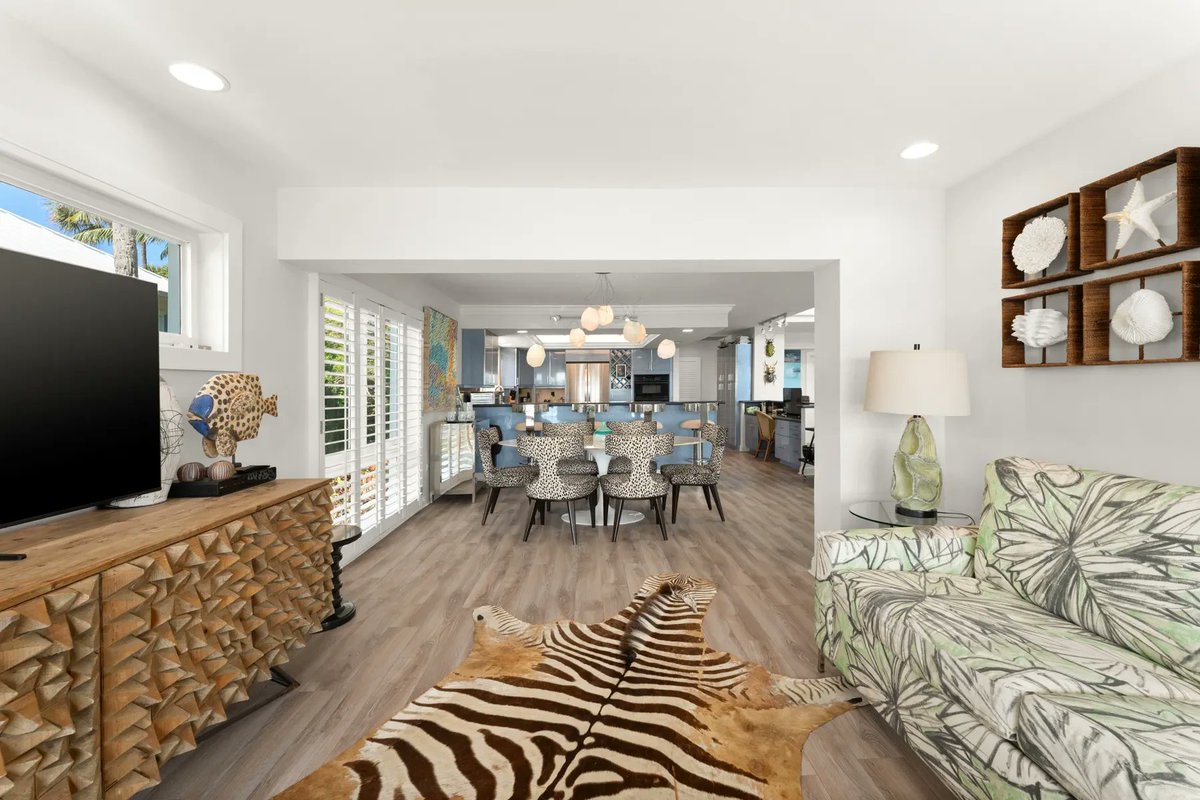 openluxeco's tweet photo. FOR SALE: 115 Andros Road Ocean Reef Club
$15.0M | Key Largo
3BR | 3BA
Listed by Ocean Reef Club Sotheby's Inte...

https://t.co/trNMjsdM7D

#Estate #ItalyRealEstate https://t.co/VnHY75Ckee