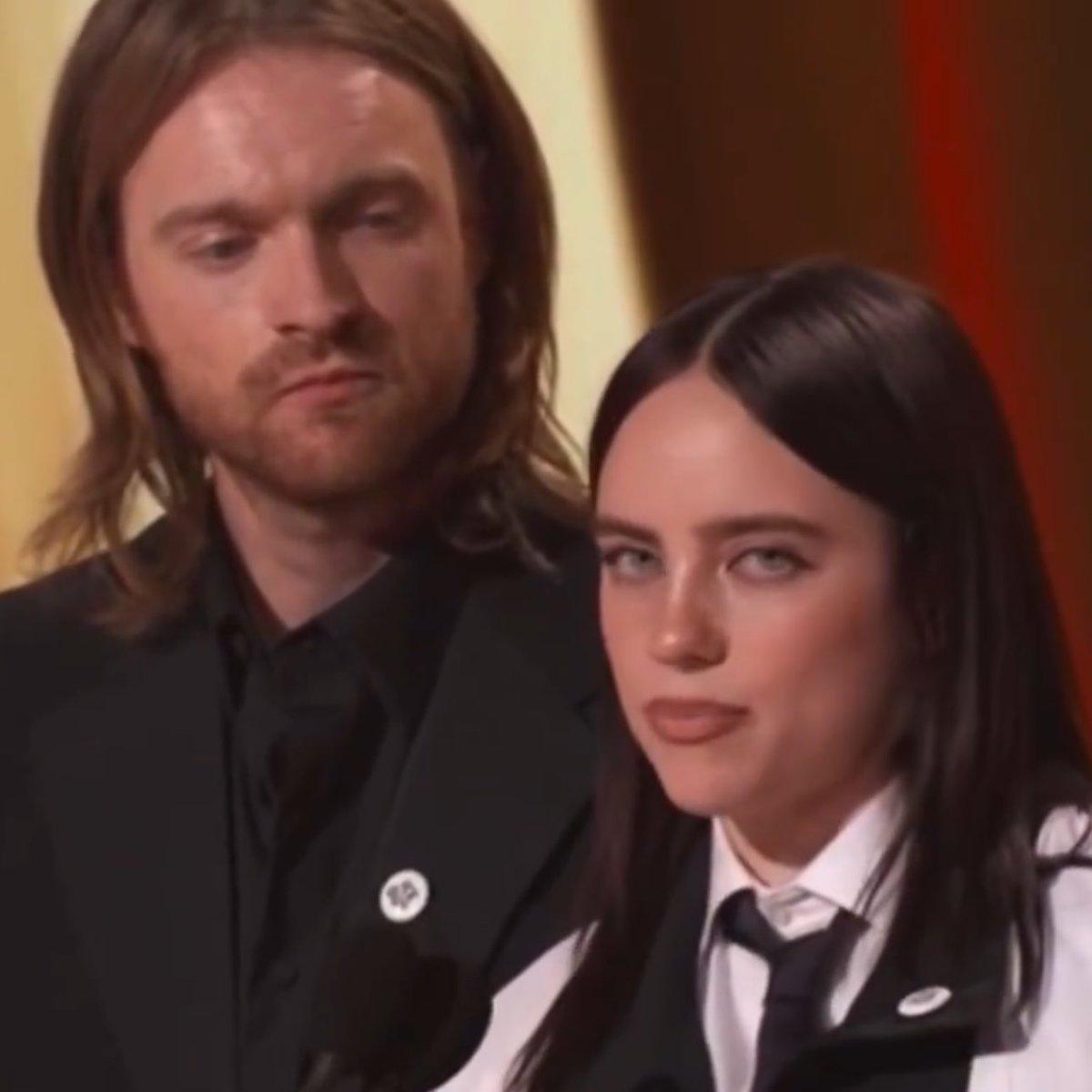 PopBase's tweet image. Finneas defends sister Billie Eilish’s anti-ICE comments at the #GRAMMYs:

“Seeing a lot of very powerful old white men outraged about what my 24 year old sister said during her acceptance speech. We can literally see your names in the Epstein files.”