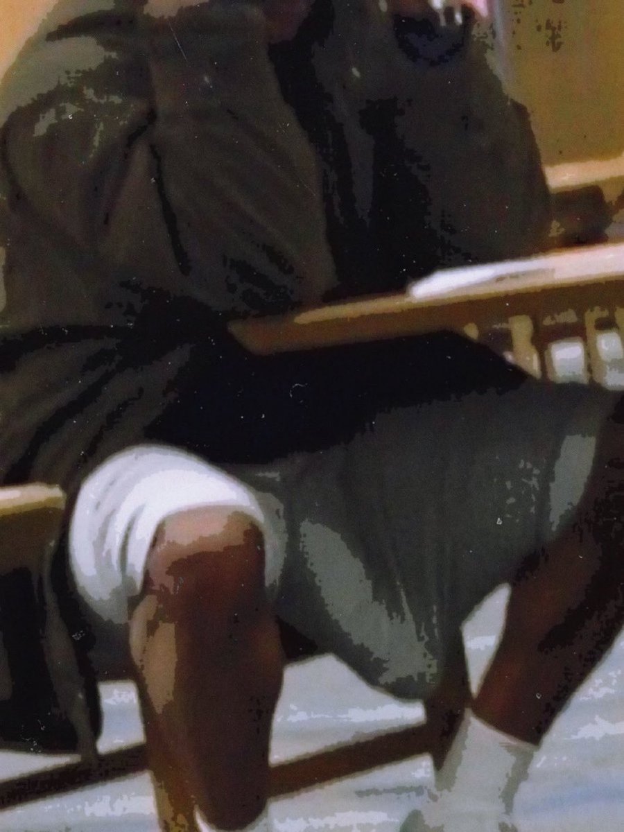 𝐋 𝐔 𝐂 tweet media