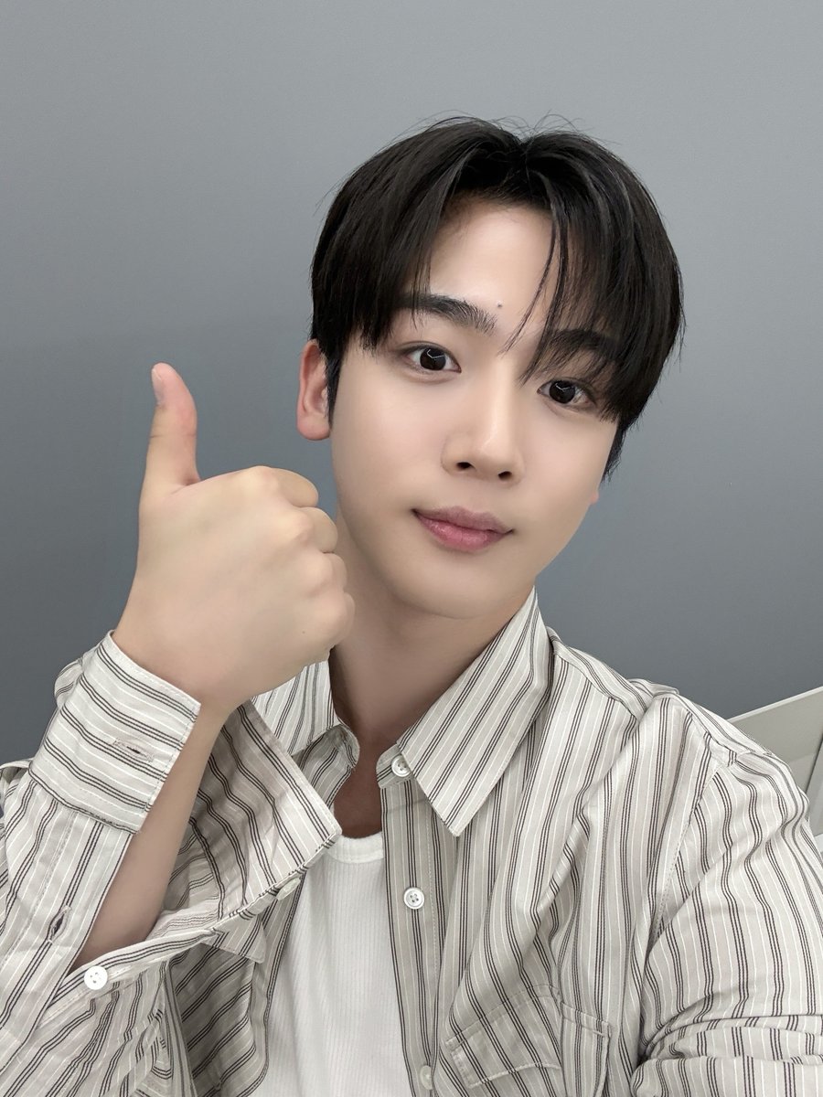 설렘과 공감 가득했던 시간 함께해준 고마운 루아이💕
합숙맞선과 요한이에게 보내주신 사랑 잊지 않을게요✨

#위아이 #WEi 
#김요한 #KIMYOHAN