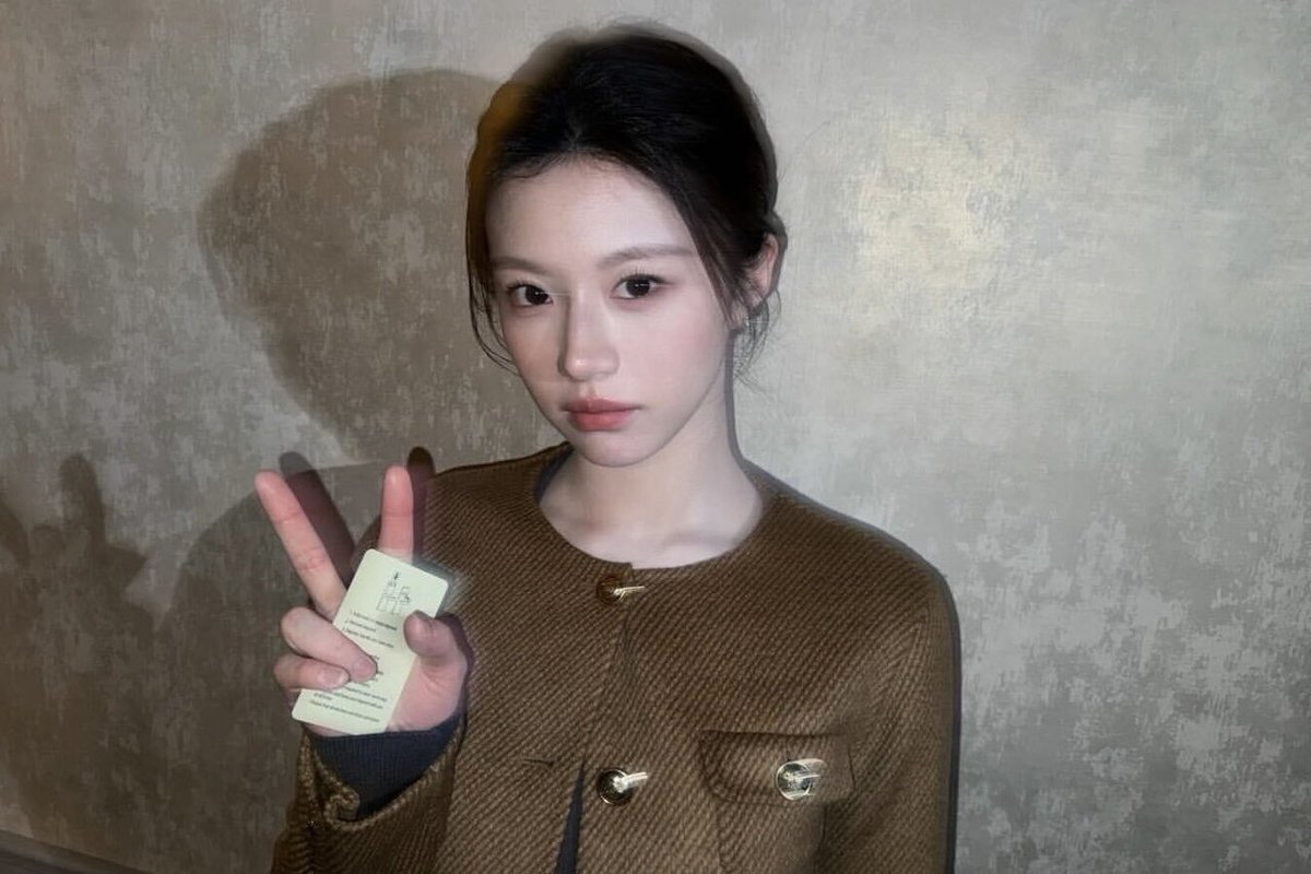 selfolssi ♤ tweet media