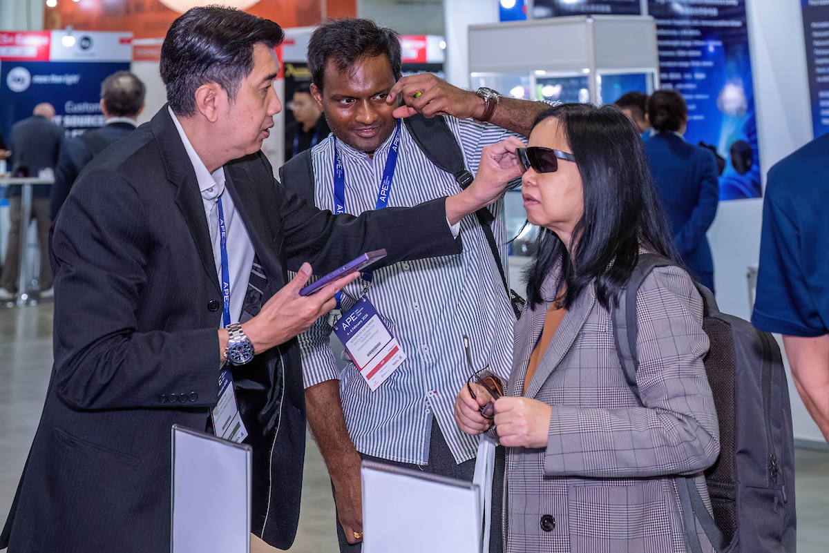 APE_2025's tweet photo. 🔛 Day 2 of APE 2026 is LIVE! The exhibition will be open at 10 am, buzzing with innovations and connections across the photonics industry.

📸 Catch the action through our live gallery:
https://t.co/Qh2bYf5y9V
🎫 Last chance to register and join us today:
https://t.co/5BYZAT0Nm6 https://t.co/UntaJg24YM