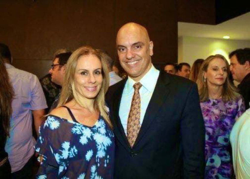 NewsLiberdade's tweet image. 🚨URGENTE - Senador Alessandro Vieira pede quebra de sigilos da mulher de Moraes