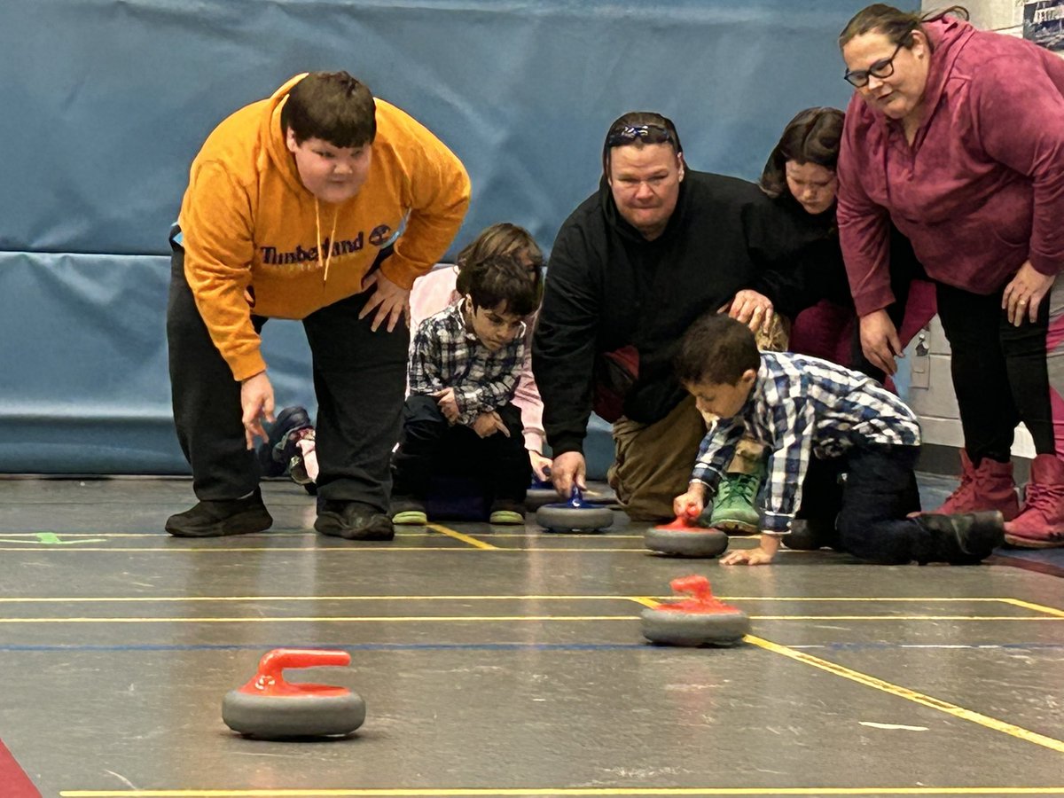 Our Lady of Fatima tweet media