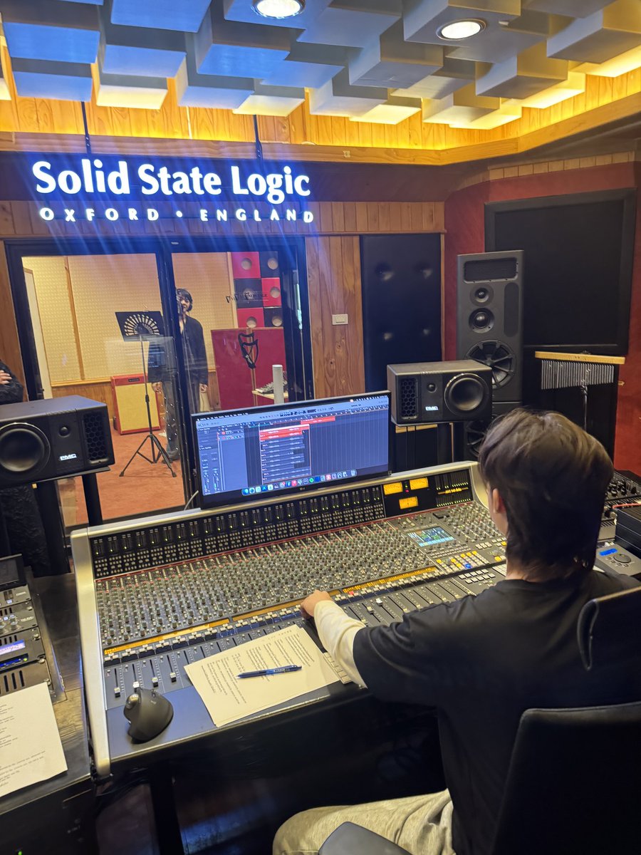 ตลอดที่ผ่านมากราฟรู้สึกดีใจมาก
ที่ได้มาเป็นZOLAR 🤘🏻
ได้สนุกมีความสุขได้เจอเพื่อนเจอพี่
และเจอทุกๆคน❤️
ได้ประสบการณ์ต่างๆมากมายที่ทำ
ให้กราฟเติบโตขึ้น😊
กราฟขอบคุณทุกคนมากๆนะครับ🙏🏻
ที่รักกราฟ ดูแล support กราฟ🤟🏻
หลังจากนี้กราฟขอให้ทุกคนมีความสุขมากๆนะครับ😍🥰 #graphic_zolar