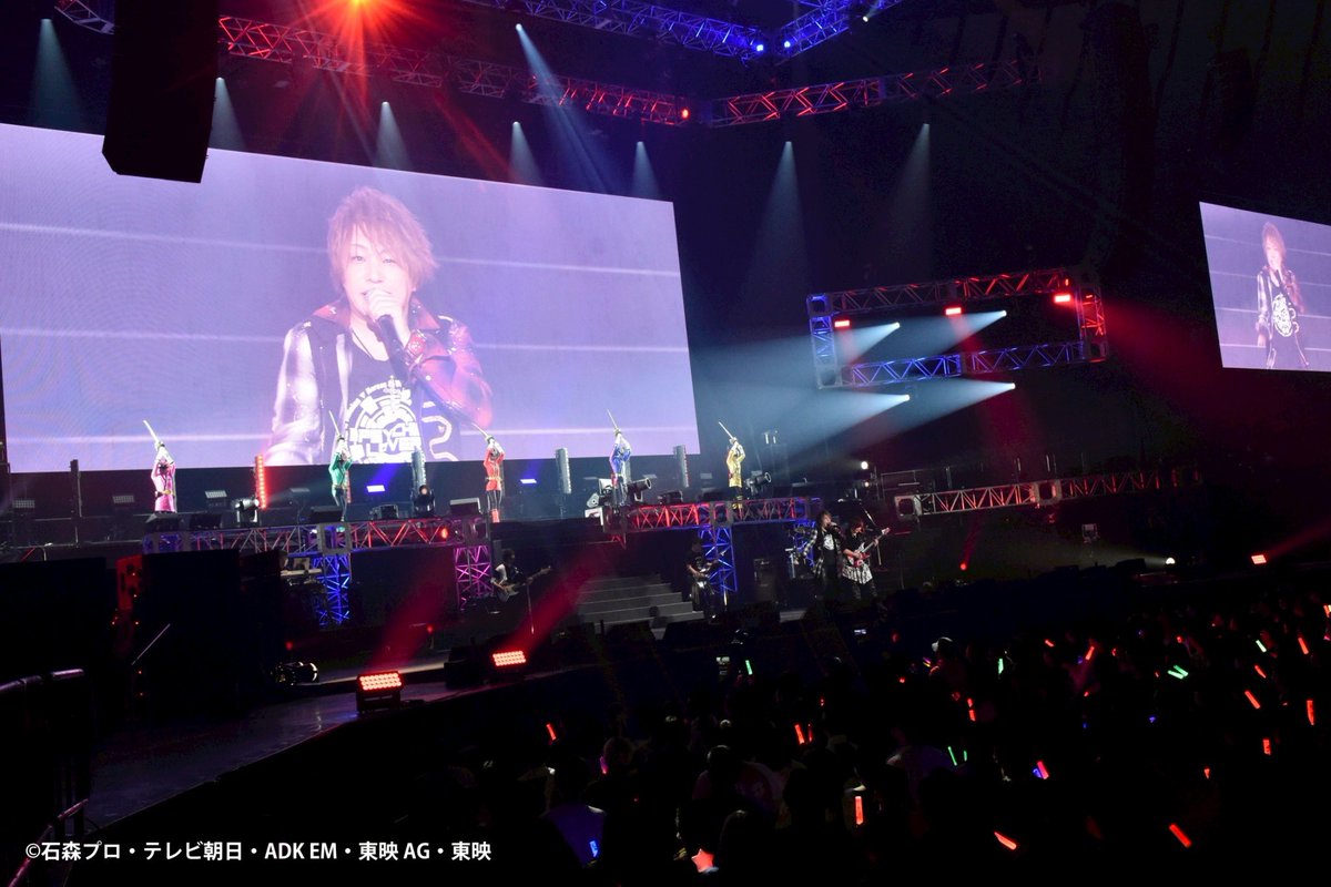 YOFFY_Psychic's tweet photo. #超英雄祭2026
ライブハウスでお客さんをナントカ盛り上げる為にやってた「チャンバラ♫コール」がいつのまにか英雄祭での恒例行事みたくなってて胸アツ🔥

そしてデカレンはオリジナル▶️10YA▶️20thと進化しながらジャッジメント！🚨

だがしかーし！！
まだまだ伸びしろあるよ🫡

#シンケンジャー
#デカレンジャー