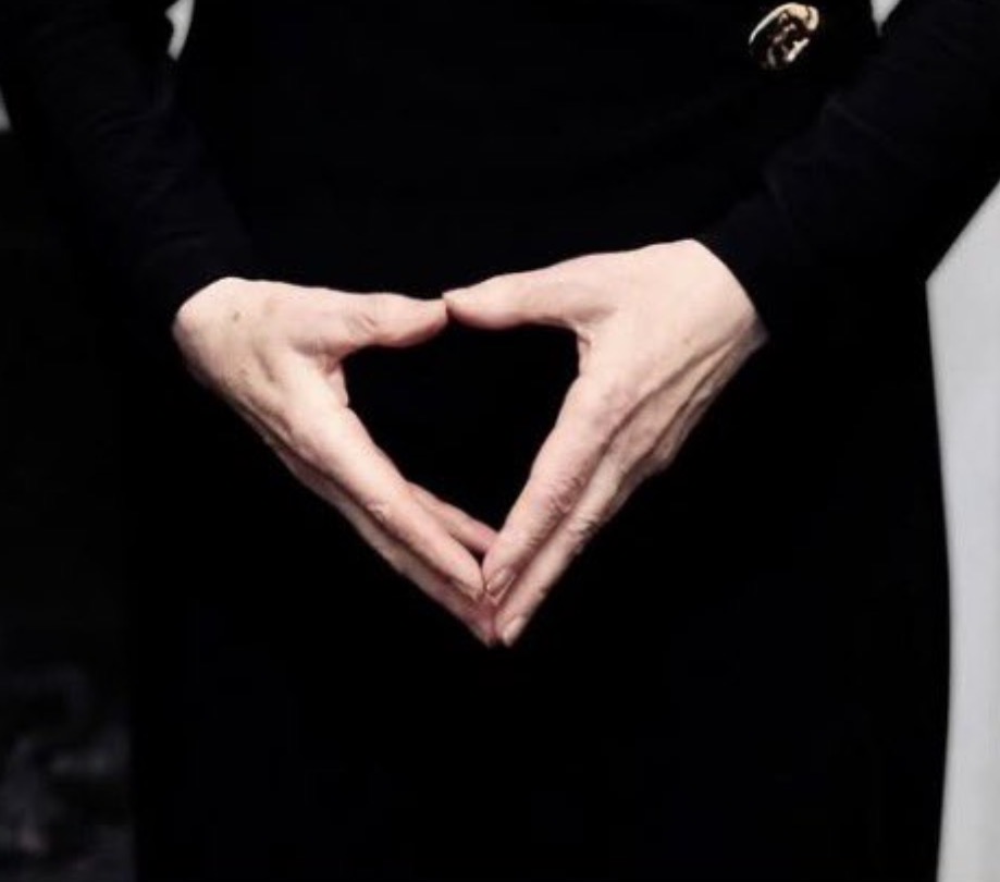 It’s all one big club 👁️