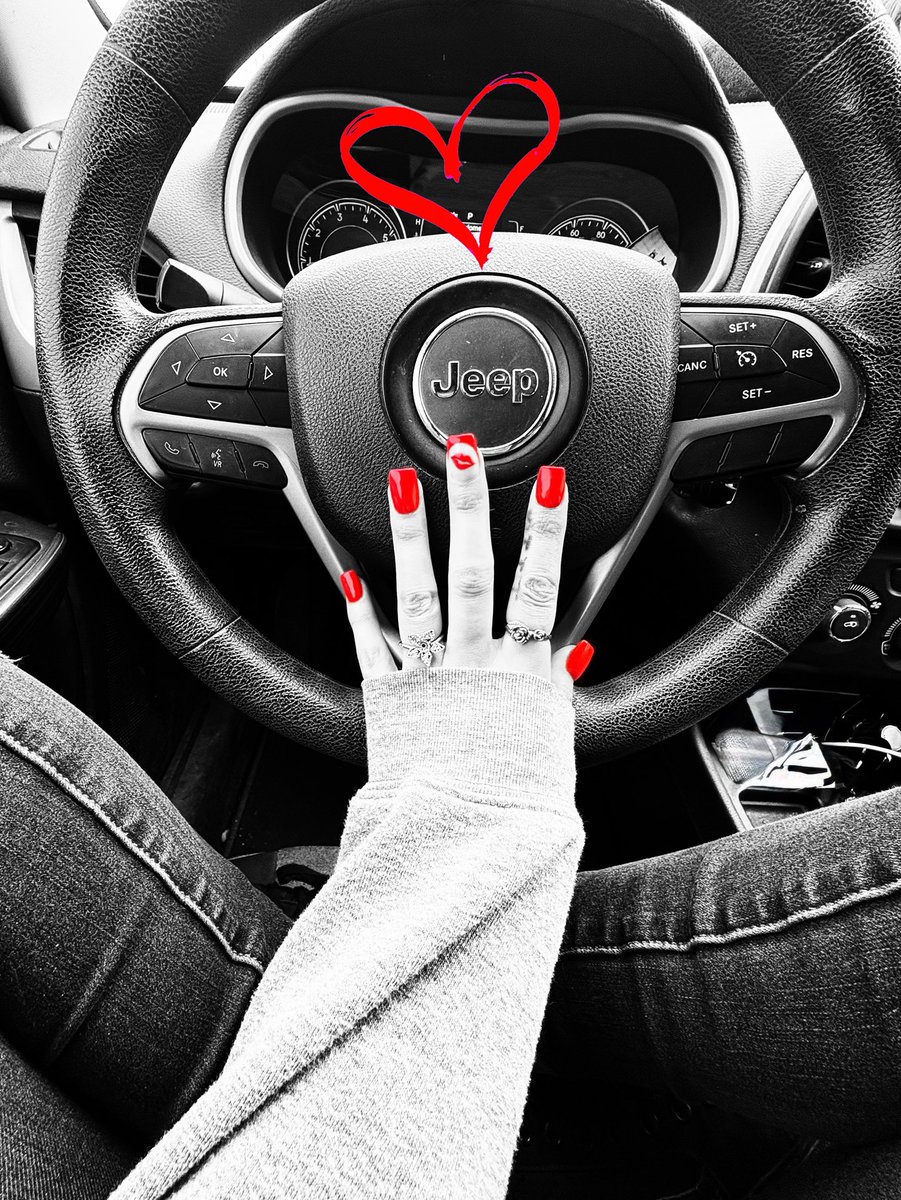 TheKayDarlene's tweet photo. I love with my whole soul, but IDGAF with my entire spirit 💋💋🖤
#VDayNails done ❤️ #nailinspo #redeverything #kisses #NewProfilePic https://t.co/niF5MTKSvU