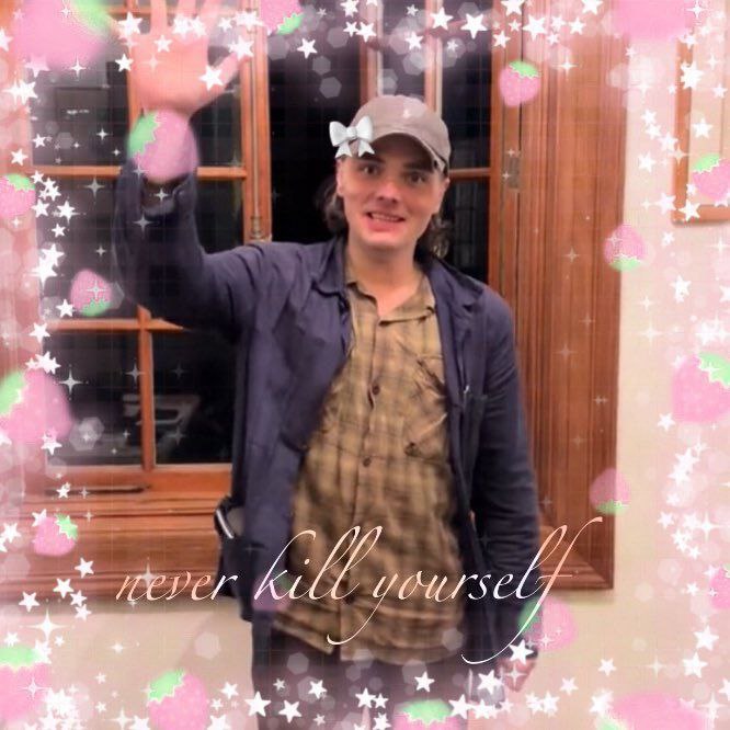 julsbaker's tweet image. meu deus vou ver o my chemical romance de verdade