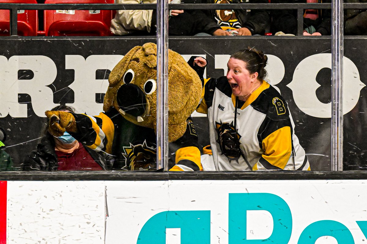 YOU BETTER BE WATCHING #OHL HOCKEY RIGHT NOW🗣️

📸Brandon Taylor