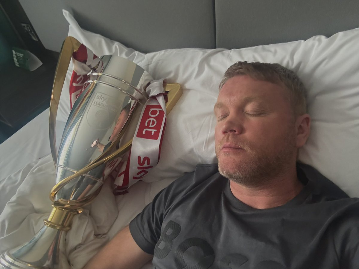 NoContextRovers's tweet photo. #DRFC https://t.co/kEaFjOSmMe