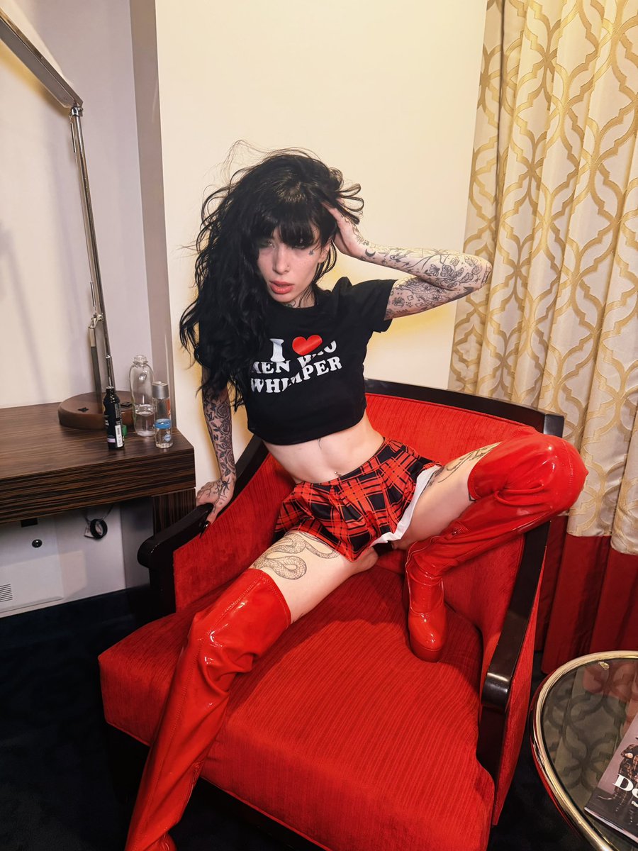 Silk Shadows🕷️ EXXXOTICA Chicago April 9-13th tweet media