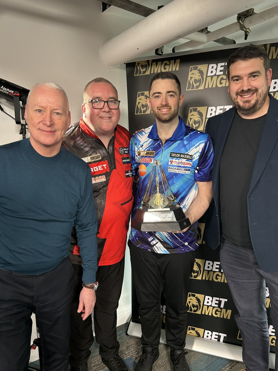 Jim White tweet media