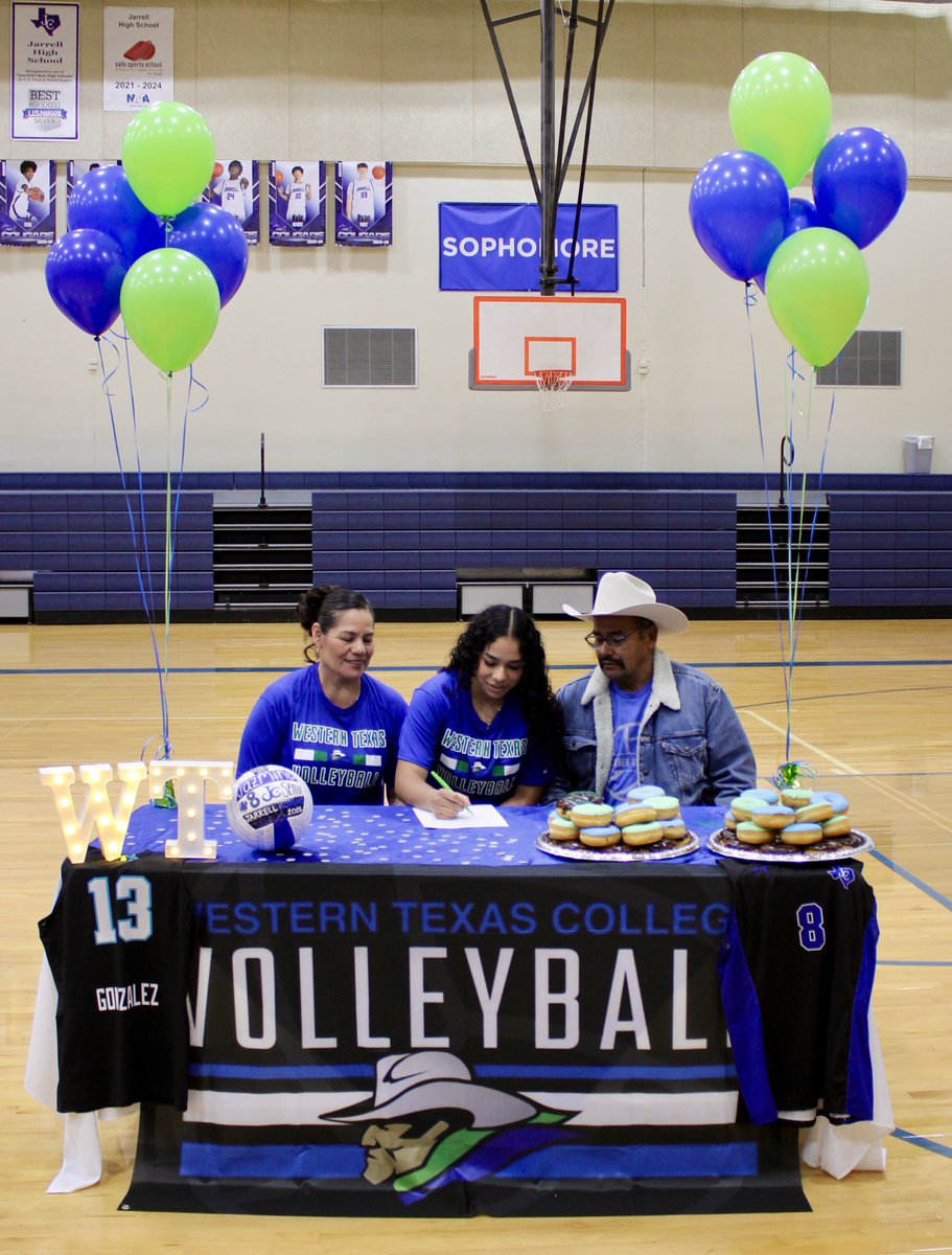 Jarrell_ISD's tweet image. 🎉✍️ National Signing Day 
Today, we’re celebrating four outstanding student-athletes who officially signed to continue their academic and athletic journeys at the next level! 
Congratulations to:
🏈Marco Cosimeno,🏐Jazmine Gonzalez ,🥎Abigail Berrios, and 🏈Jaysen Hobbs