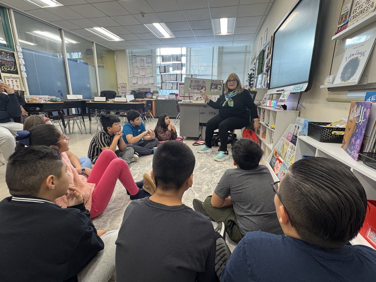 mrspcerqueira's tweet photo. 📚 Happy World Read Aloud Day!
Today our classroom was filled with voices, stories, and smiles as we share the power of reading together. Reading helps build strong readers and confident learners! 💫 @PortChesterUFSD @TatianaMemoli #KSS 
#WorldReadAloudDay2026 #LiteracyMatters https://t.co/MHOSltyiUG