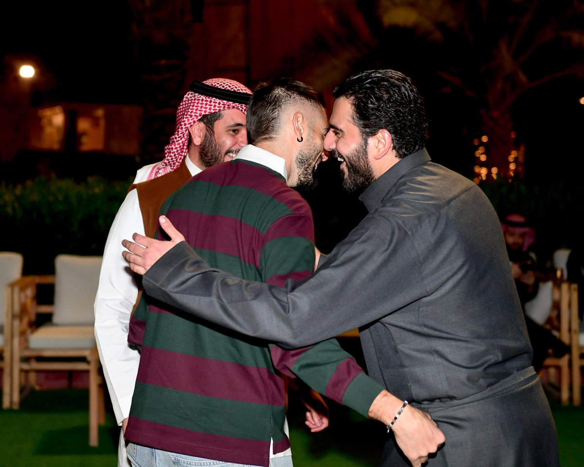 AlShababSaudiFC's tweet photo. ليلة شتوية تجمع عائلة #الشباب 🤩🤍

#يلا_شباب https://t.co/PqrmRs54LK