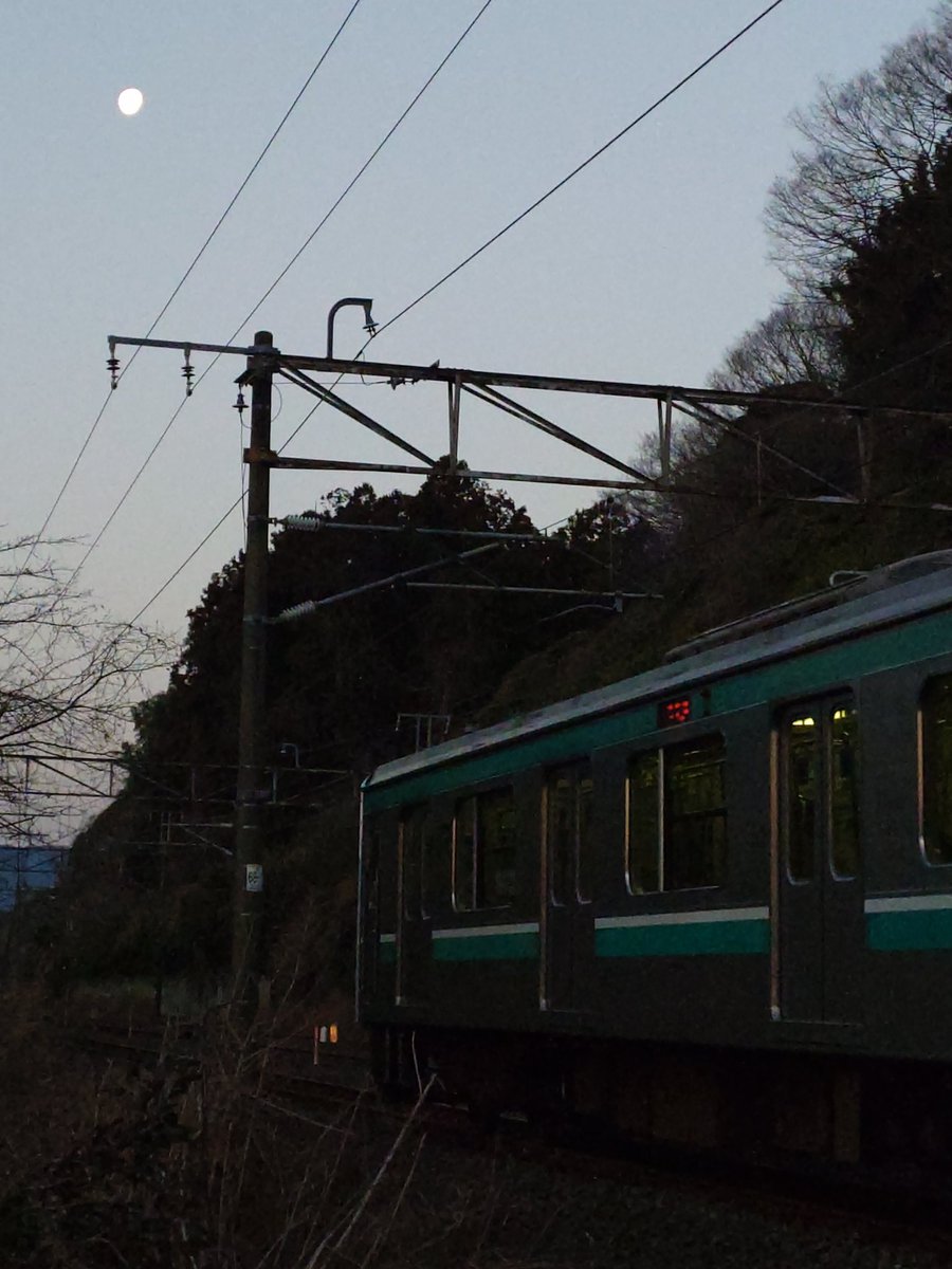 鉄道のある風景 (@tetsuarufuu) / Posts / X