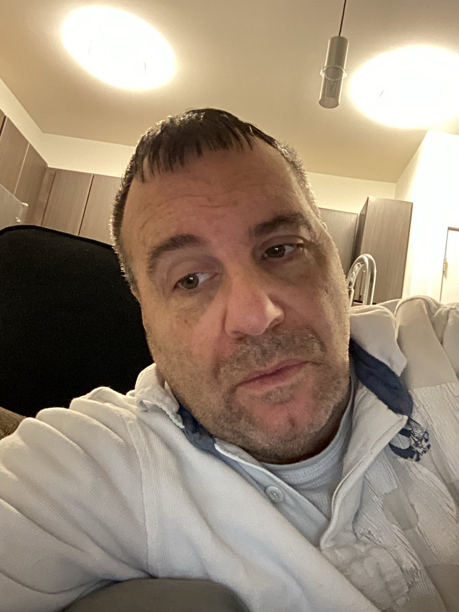 RtinUj's tweet photo. #NewProfilePic https://t.co/oqiazXsbyj