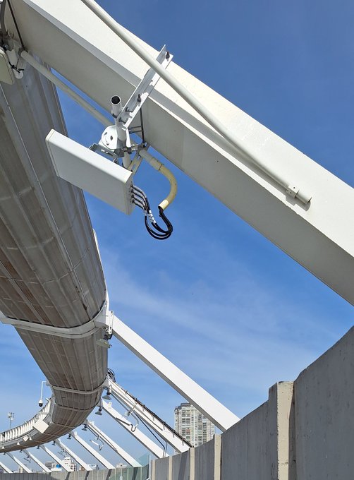 🏟 El Monumental es el PRIMER ESTADIO de la Argentina en tener COBERTURA 5G.

📡 Se instalaron MÁS de 140 ANTENAS DISTRIBUIDAS en las tribunas y áreas internas del predio.

ℹ <a href="/MatiasjCabezas/">Matías Cabezas</a>