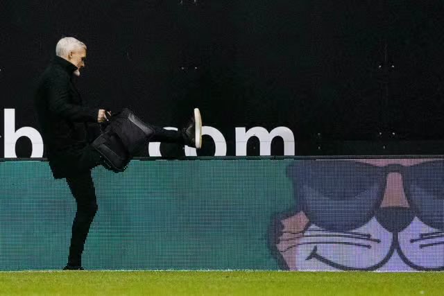 Stuart Nolan tweet media